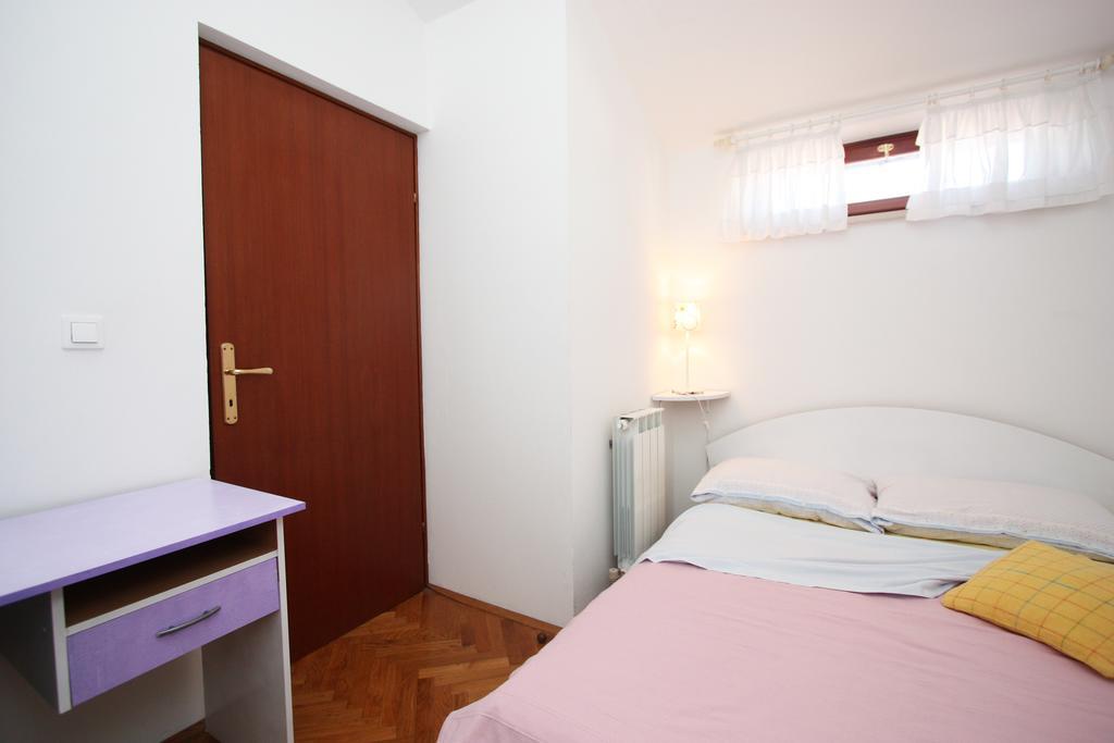 Apartment Family Friendly Pula
