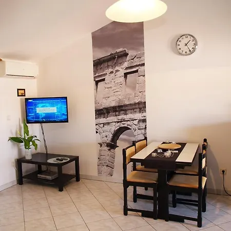 Family Friendly Apartments Pula Room photo